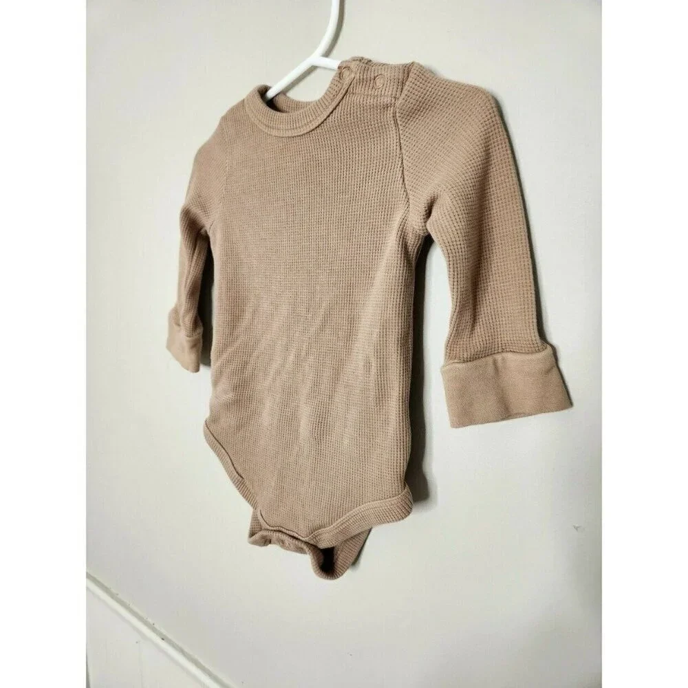 GOUMI Tan Onesie
